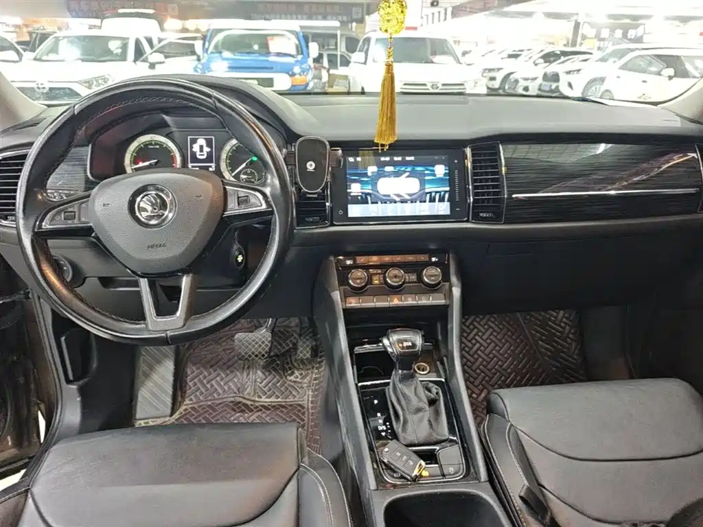 Skoda Kodiaq 2018 — фото 10