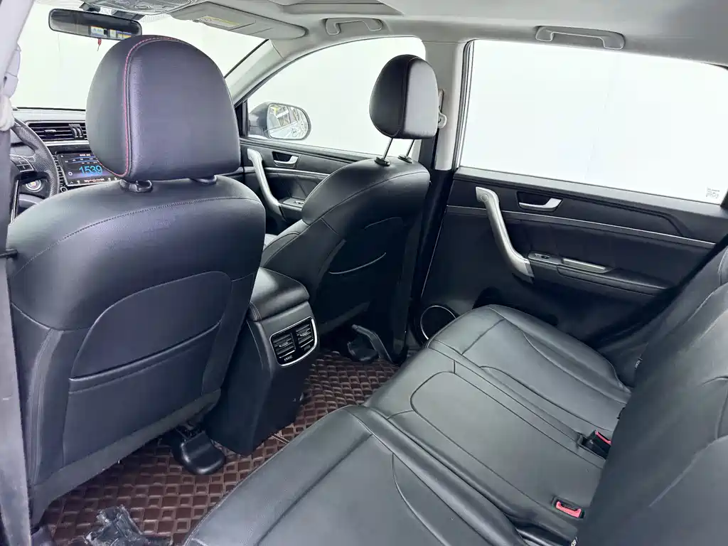 Haval M6 2020 — фото 11