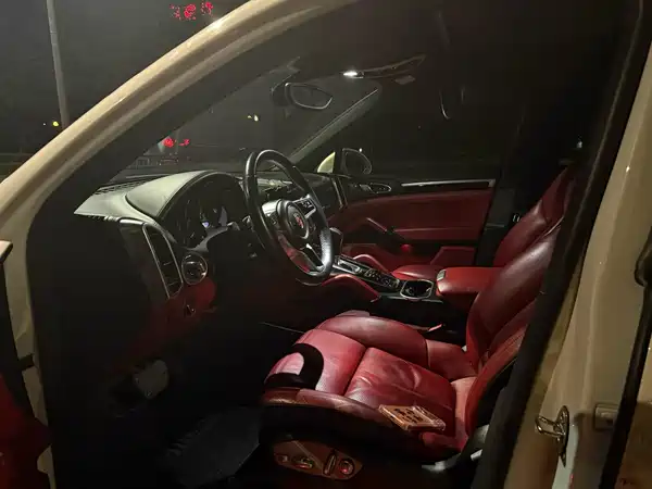 Porsche Cayenne 2017