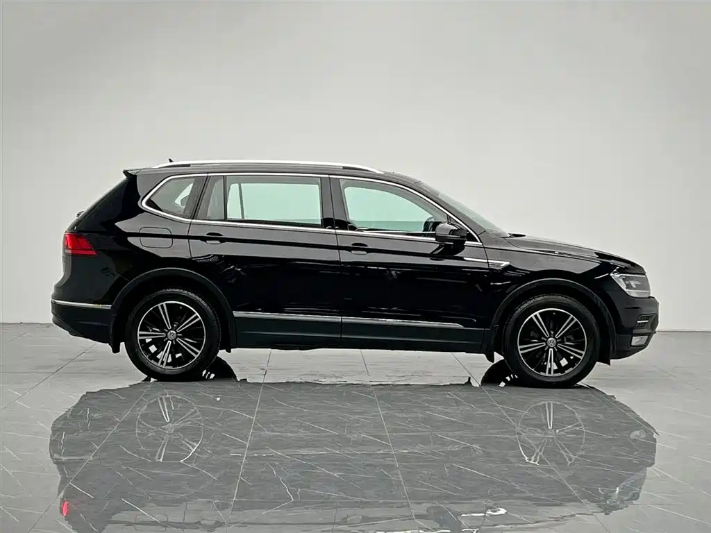 Volkswagen Tiguan L 2020