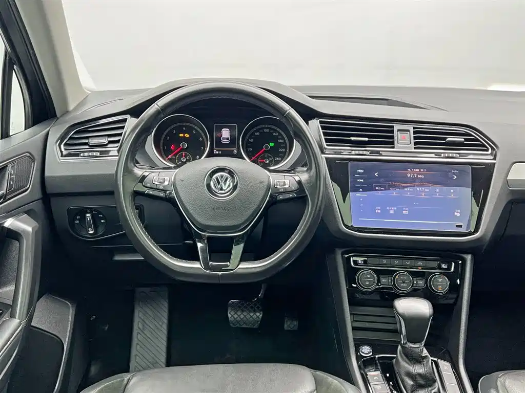 Volkswagen Tiguan L 2020 — фото 19