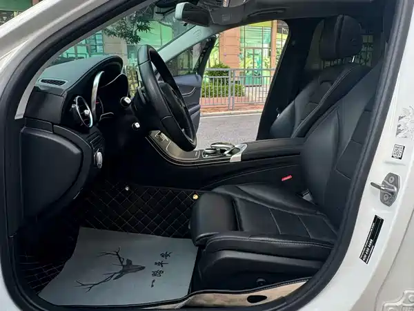 Mercedes-Benz C-Class 2018