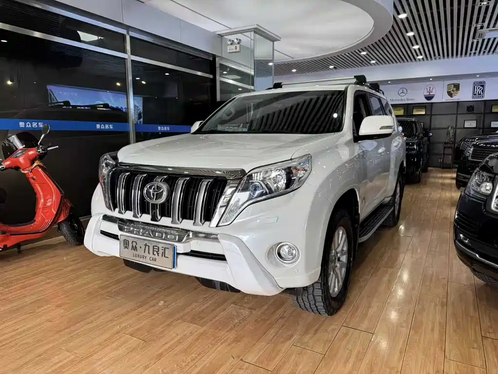Toyota Prado 2016
