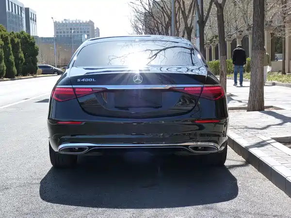 Mercedes-Benz S-Class 2024