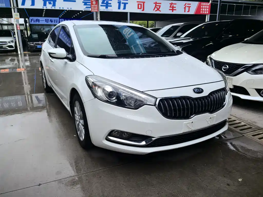 Kia K3 2013
