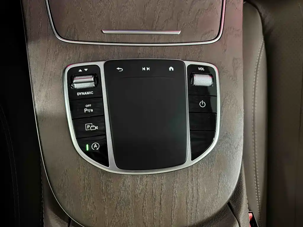 Mercedes-Benz E-Class 2021 — фото 13