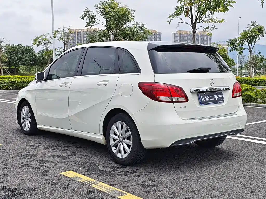Mercedes-Benz B-Class 2017 — фото 4