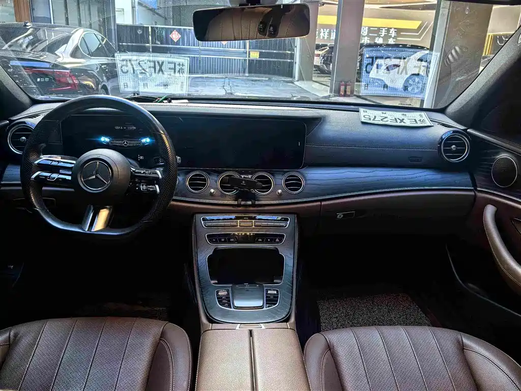 Mercedes-Benz E-Class 2021 — фото 8