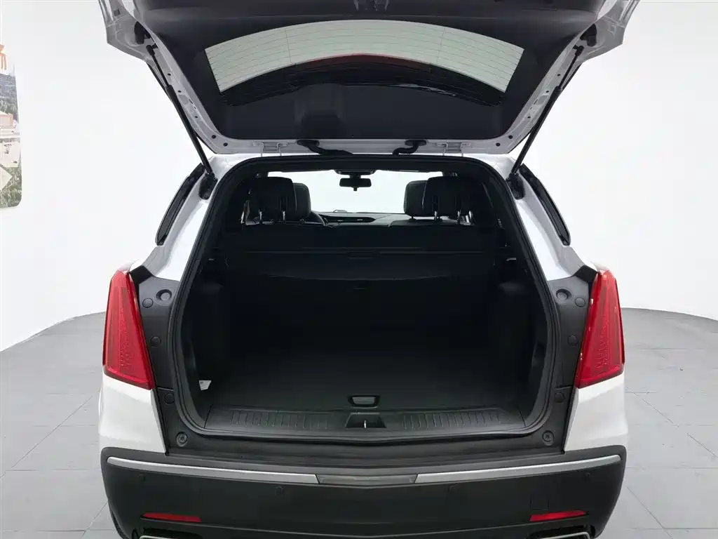 Cadillac XT5 2018 — фото 16