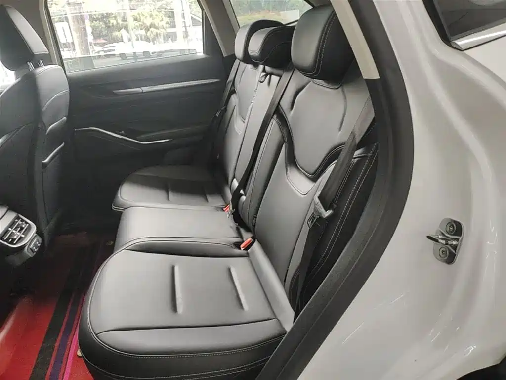 Haval H6 2023 — фото 17