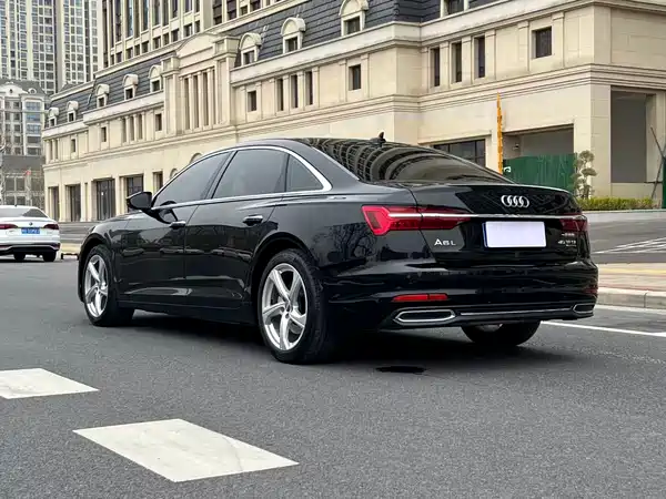 Audi A6L 2020