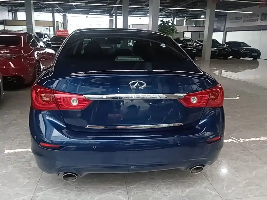 Infiniti Q50L 2017