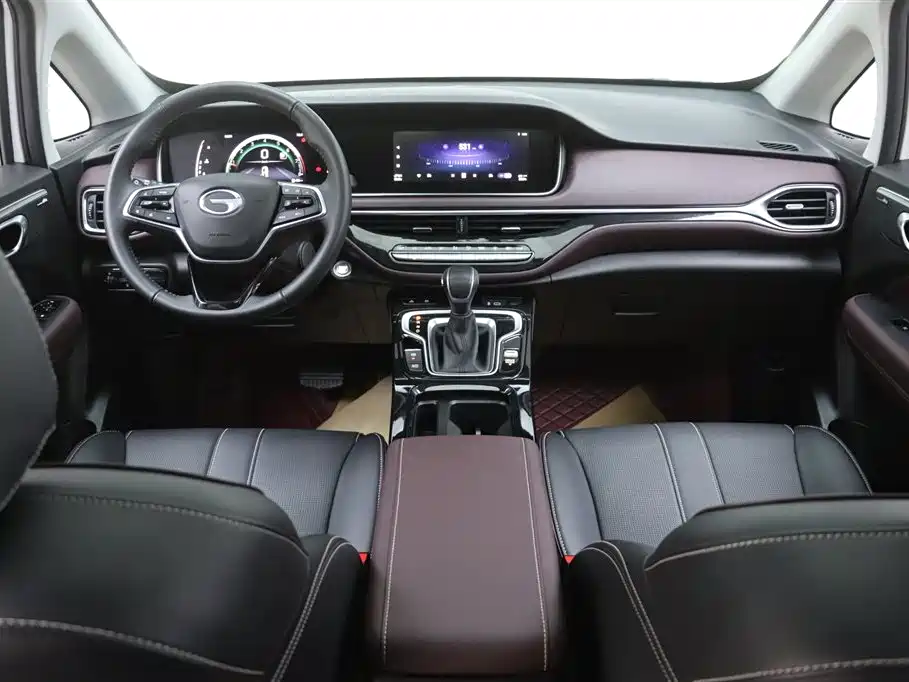 GAC Motor Trumpchi M6 2025 — фото 25