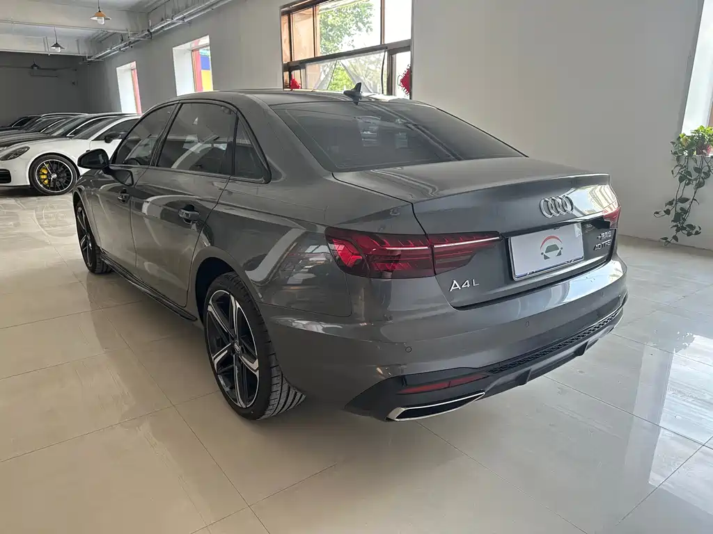 Audi A4L 2025