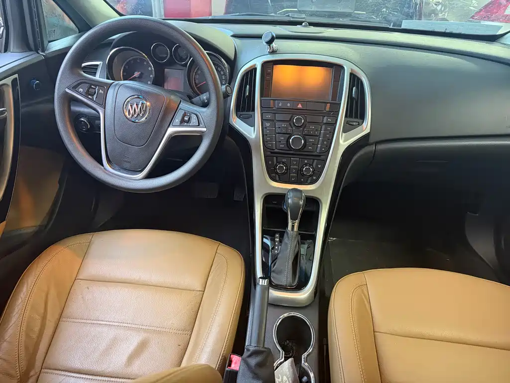 Buick Excelle 2014