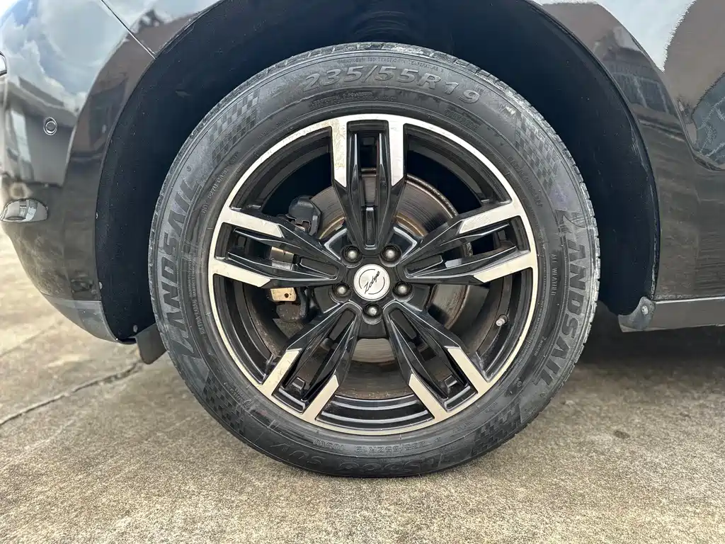 Zotye SR9 2017 — фото 18