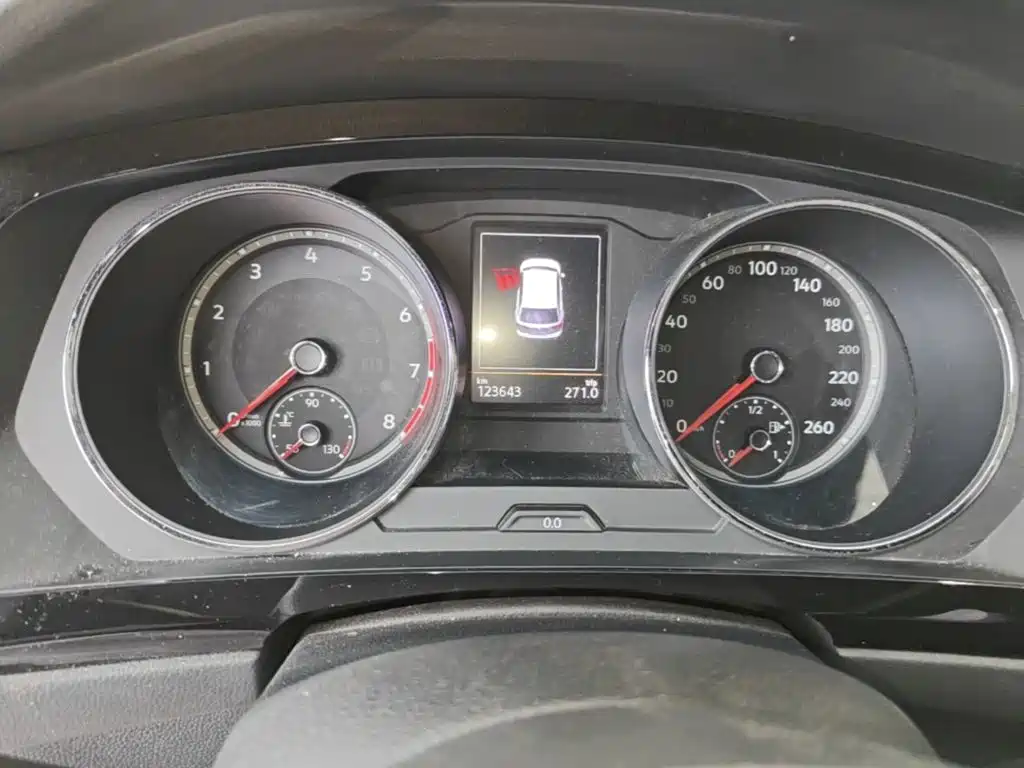 Volkswagen Tiguan L 2017 — фото 12