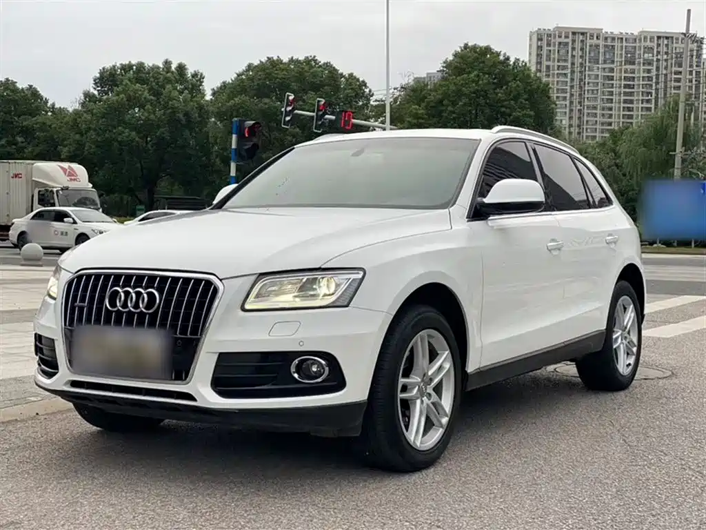 Audi Q5 2018 — фото 1