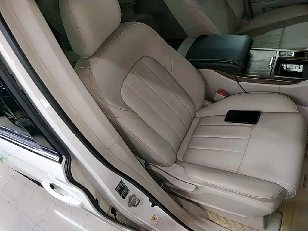 GAC Motor Trumpchi M8 2019 — фото 25
