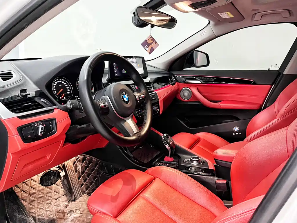 BMW X2 2021 — фото 11