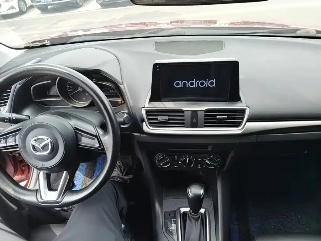 Mazda 3 Angkesela 2017 — фото 10