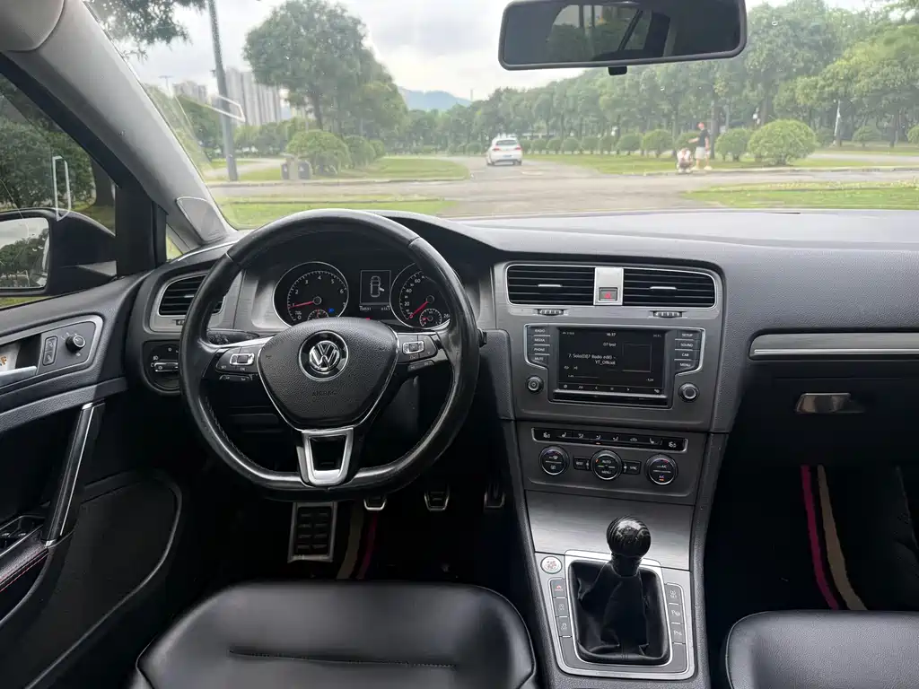 Volkswagen Golf 2015 — фото 15
