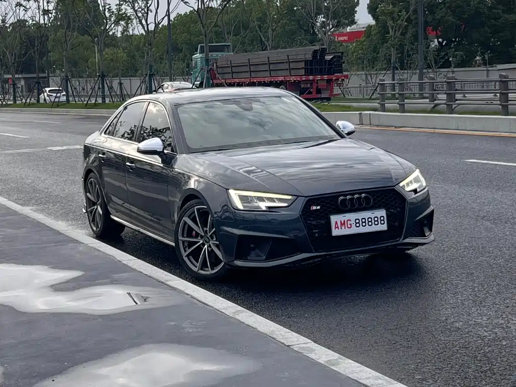 Audi S4 2019