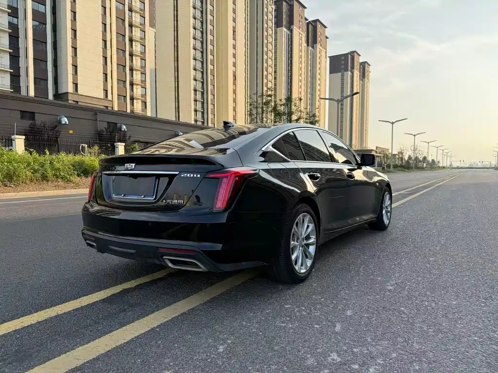 Cadillac CT5 2023 — фото 11