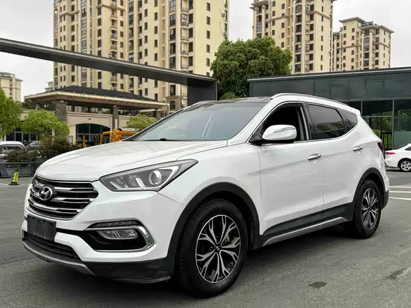 Hyundai Santa Fe 2017