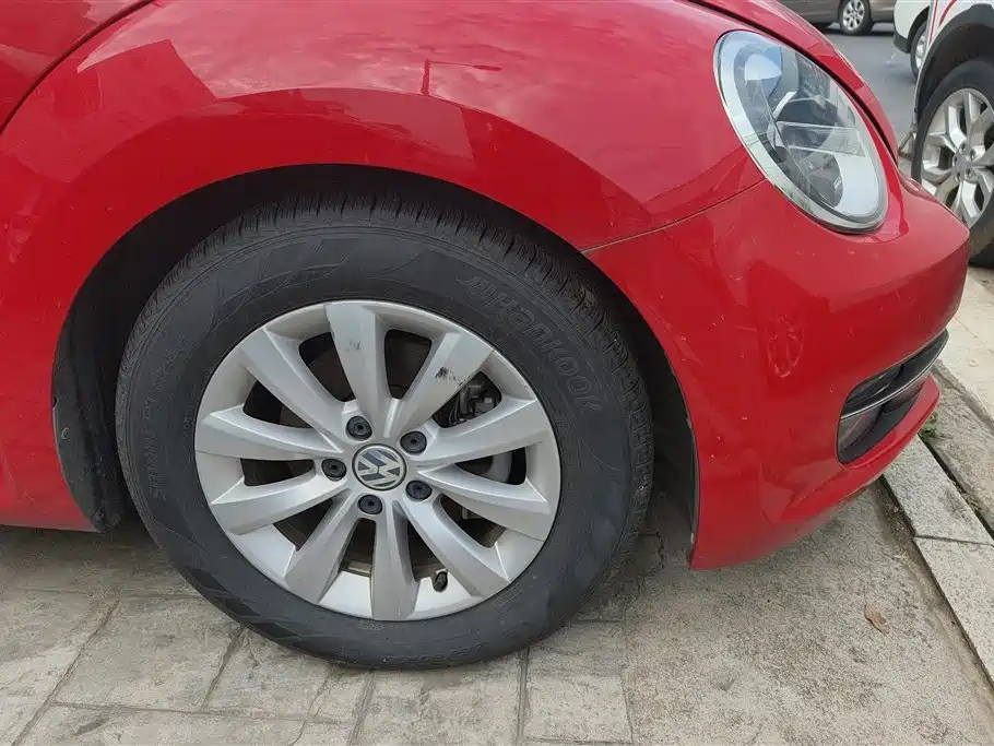 Volkswagen Beetle 2016
