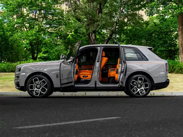 Rolls-Royce Cullinan 2022