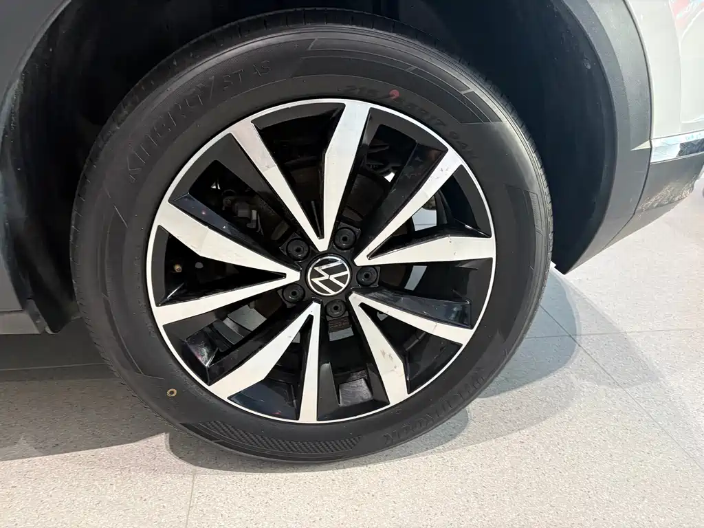 Volkswagen T-Roc 2024 — фото 16