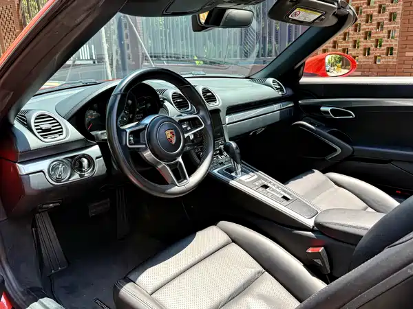 Porsche 718 2018
