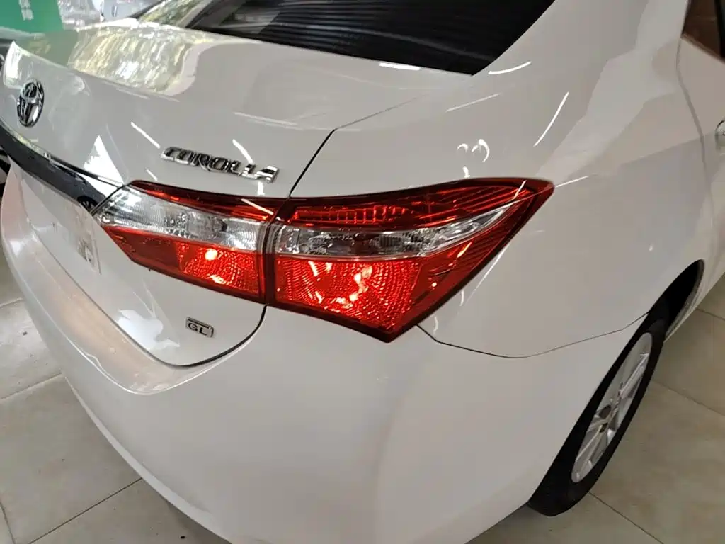 Toyota Corolla 2017 — фото 8