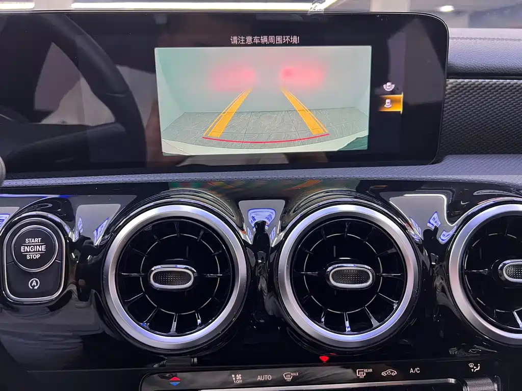 Mercedes-Benz A-Class 2023 — фото 8
