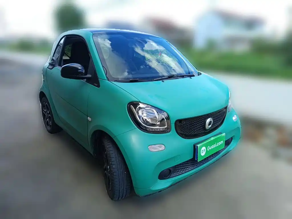 smart fortwo 2019 — фото 24