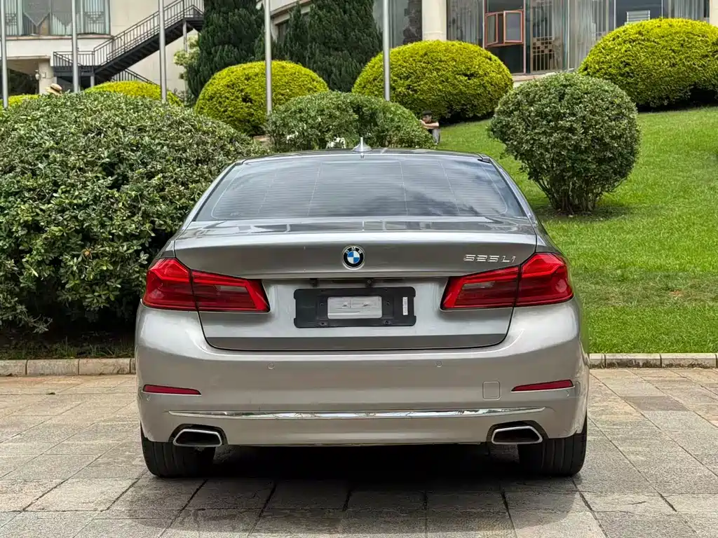 BMW 5 Series 2018