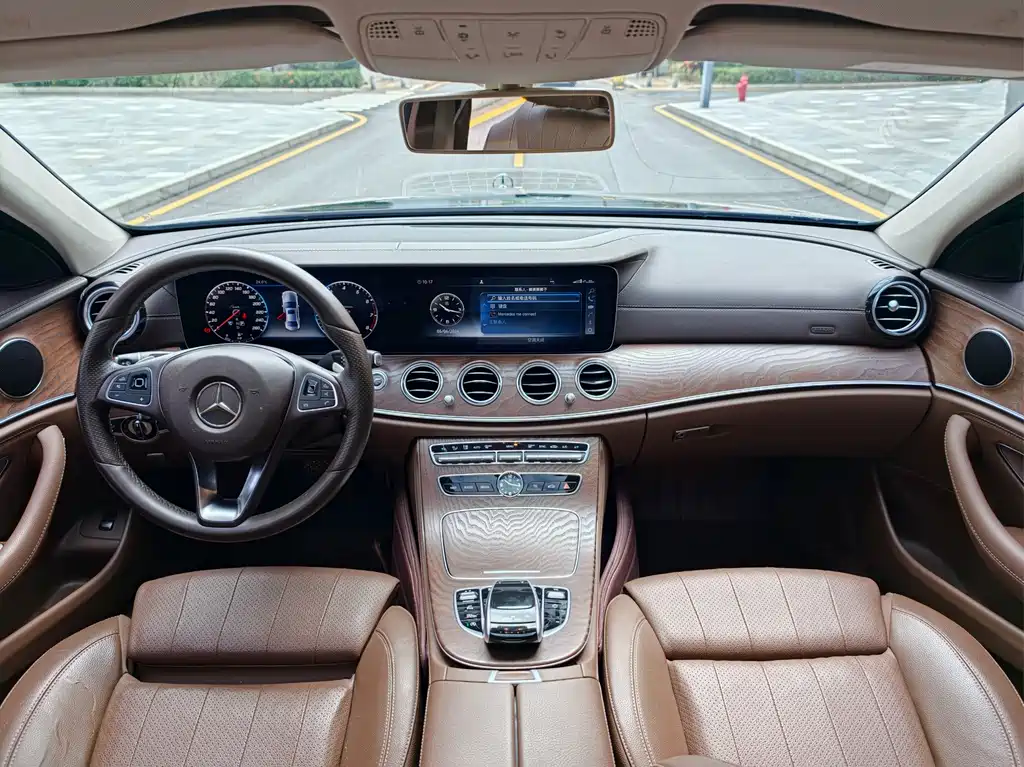 Mercedes-Benz E-Class 2018 — фото 4