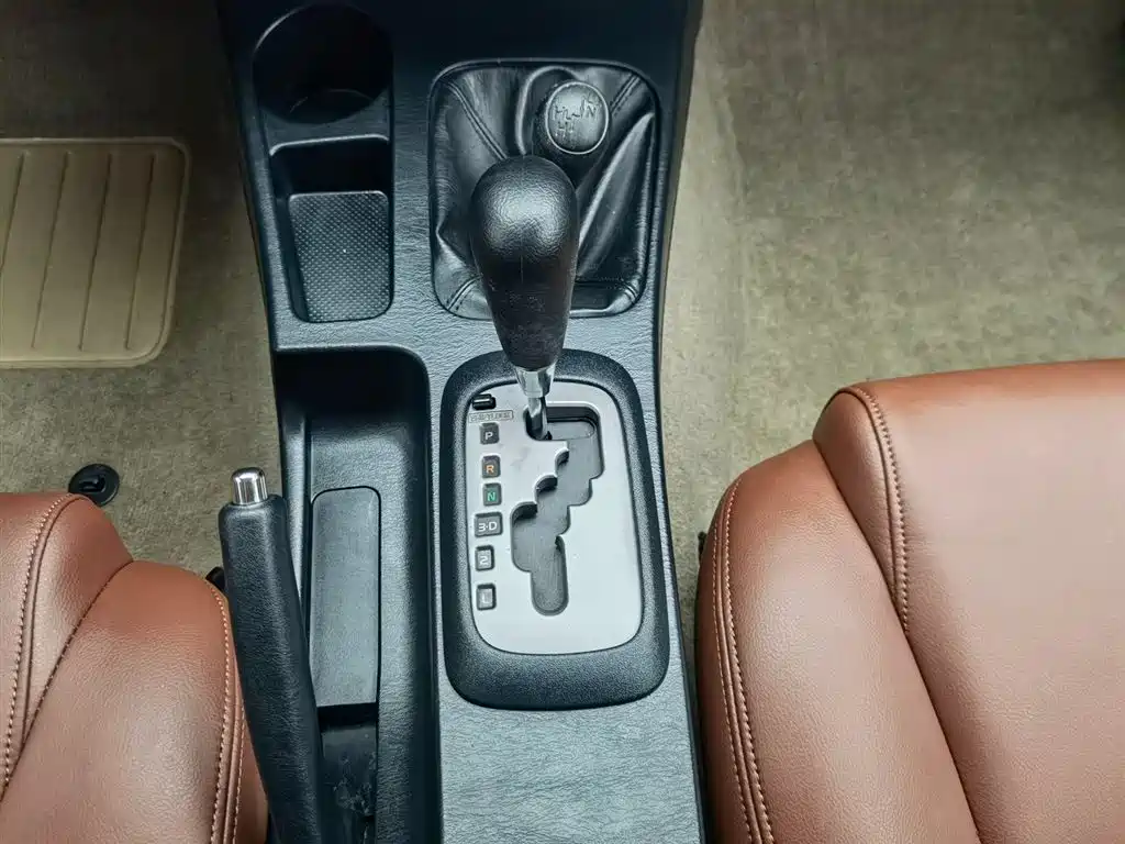 Toyota Fortuner 2016 — фото 15