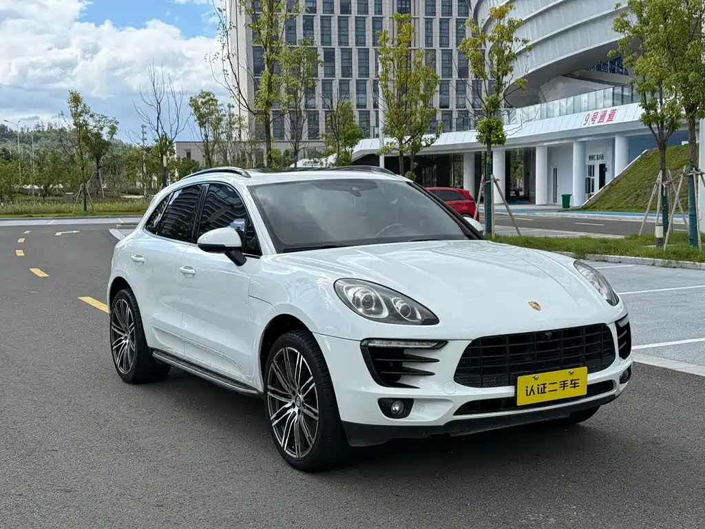 Porsche Macan 2017 — фото 9