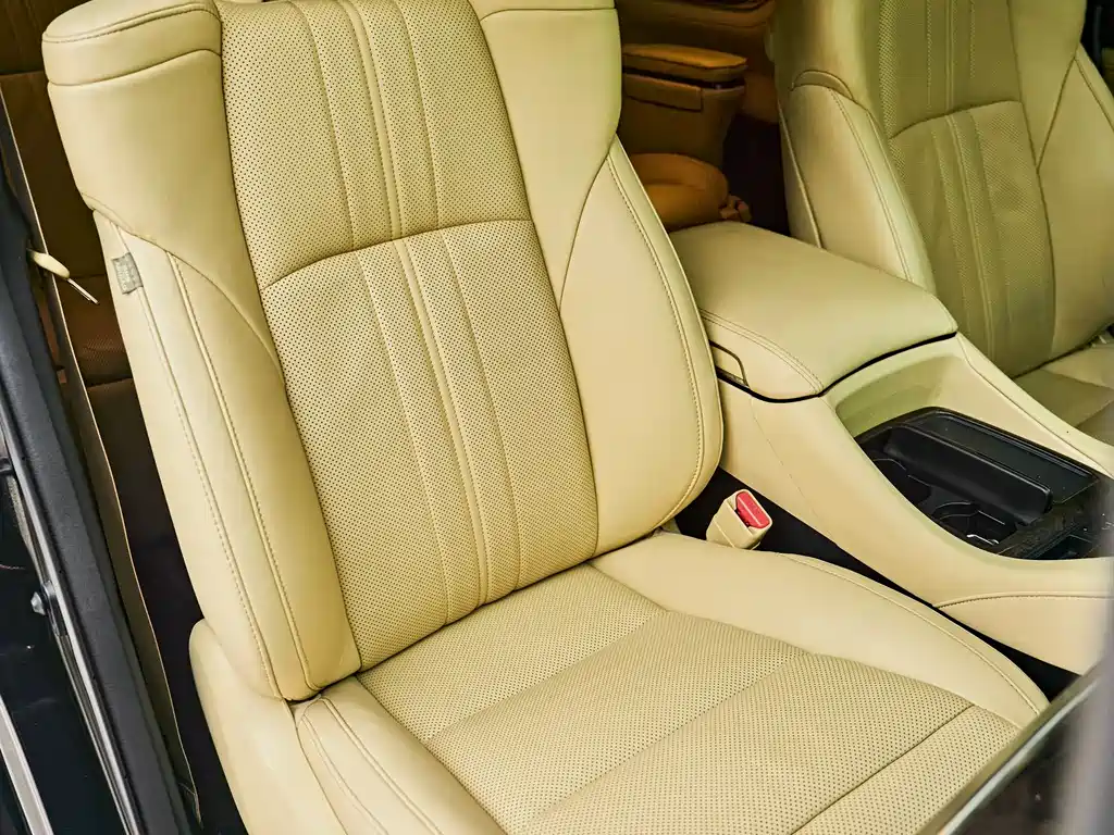 Toyota Alphard 2021 — фото 8