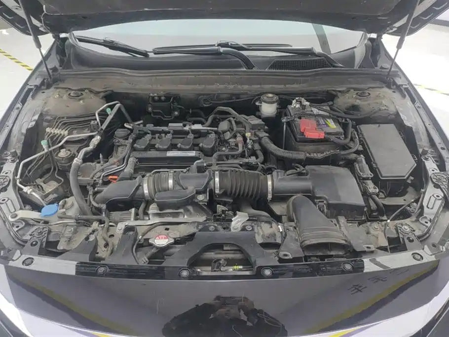 Honda Accord 2022 — фото 10