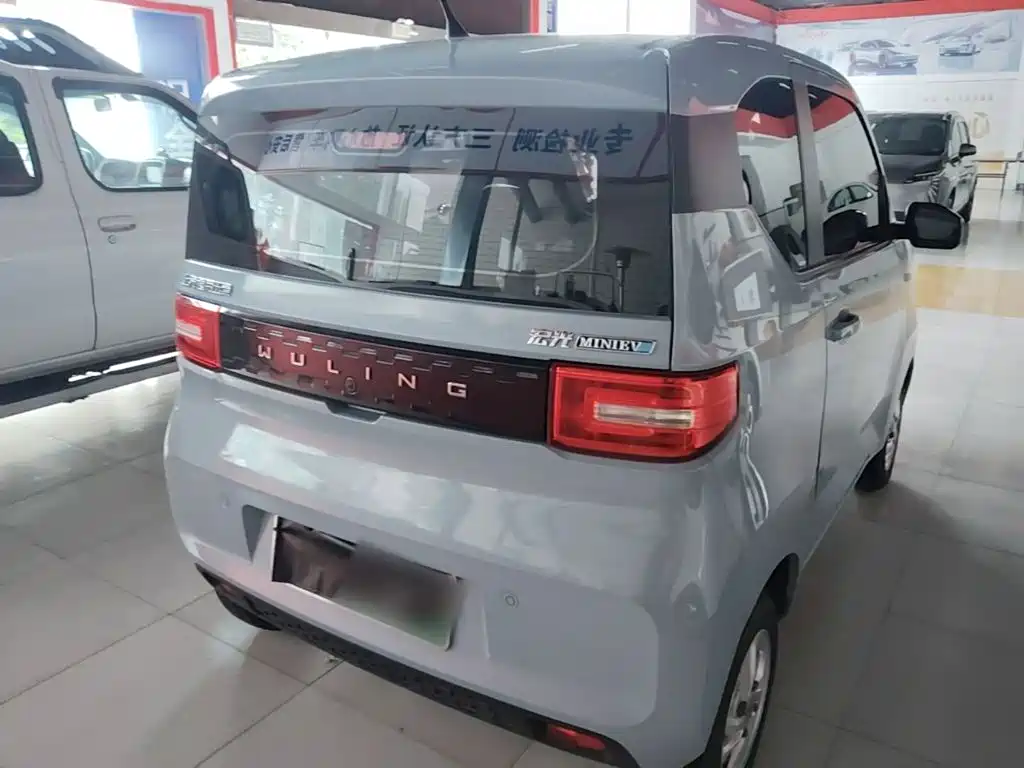 Wuling MINIEV 2021 — фото 7