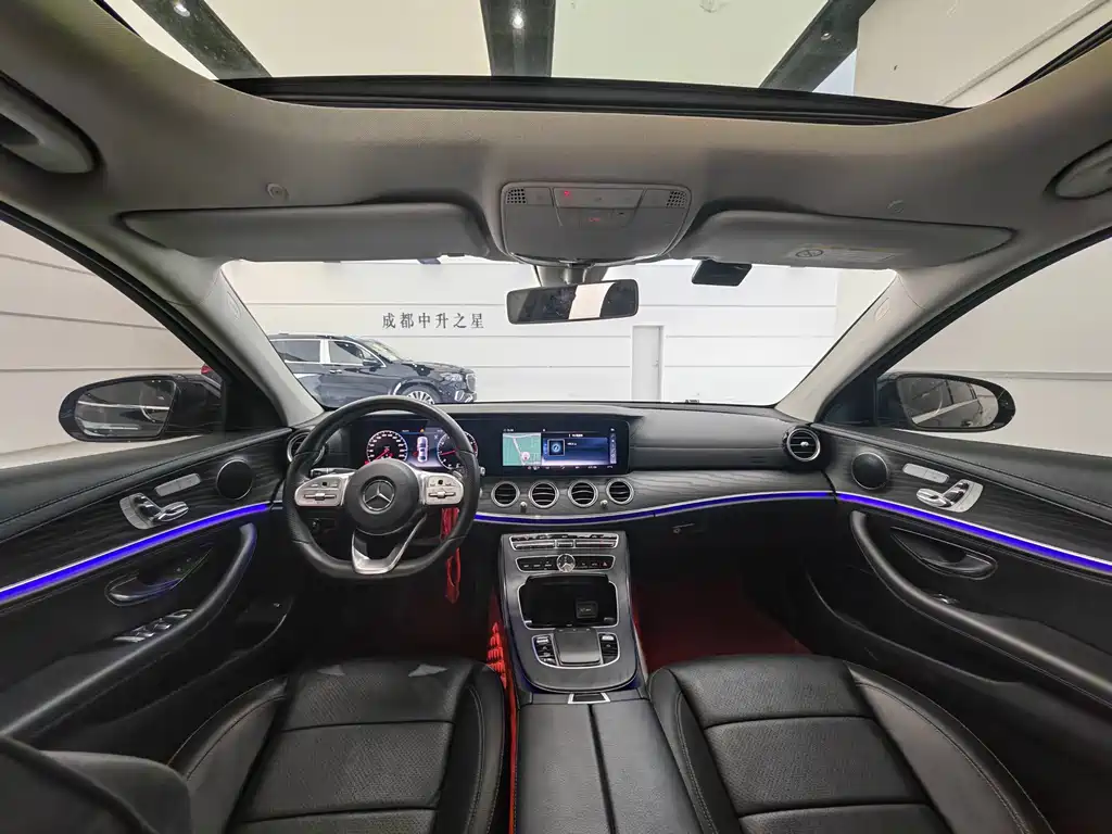 Mercedes-Benz E-Class 2019 — фото 17