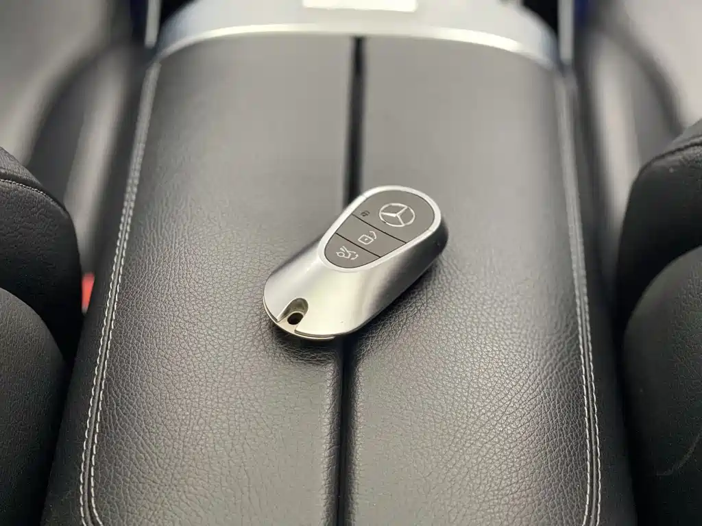 Mercedes-Benz C-Class 2021 — фото 16