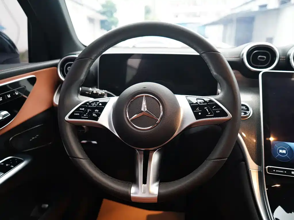 Mercedes-Benz GLC 2023 — фото 7