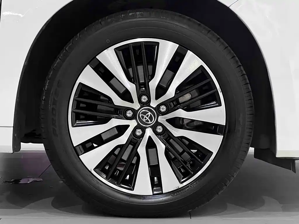 Toyota Alphard 2018 — фото 14