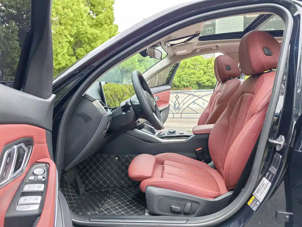BMW i3 2024 — фото 11