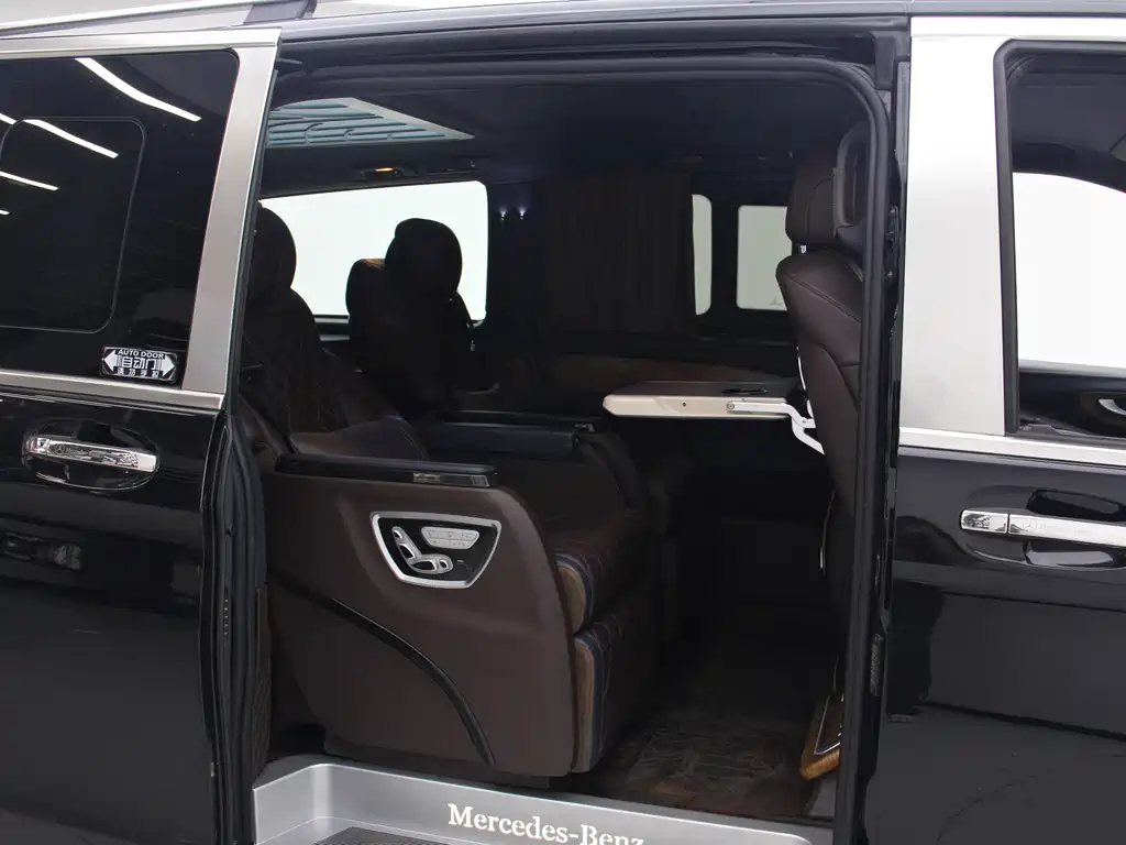 Mercedes-Benz Vito 2018 — фото 12