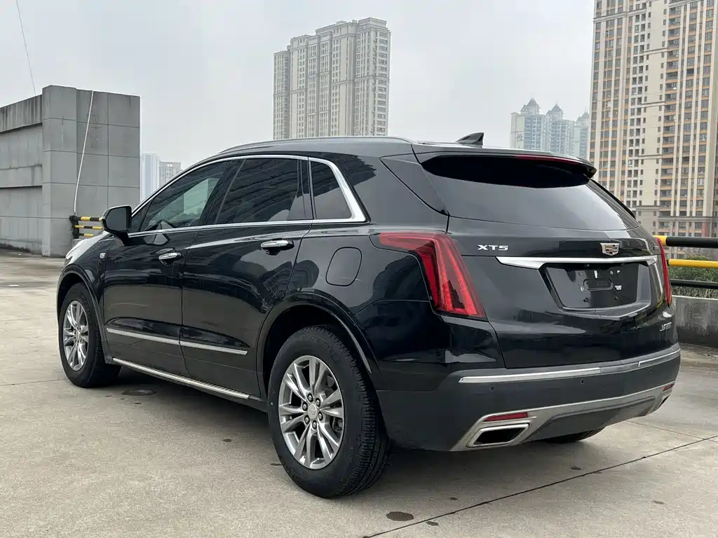 Cadillac XT5 2019 — фото 6
